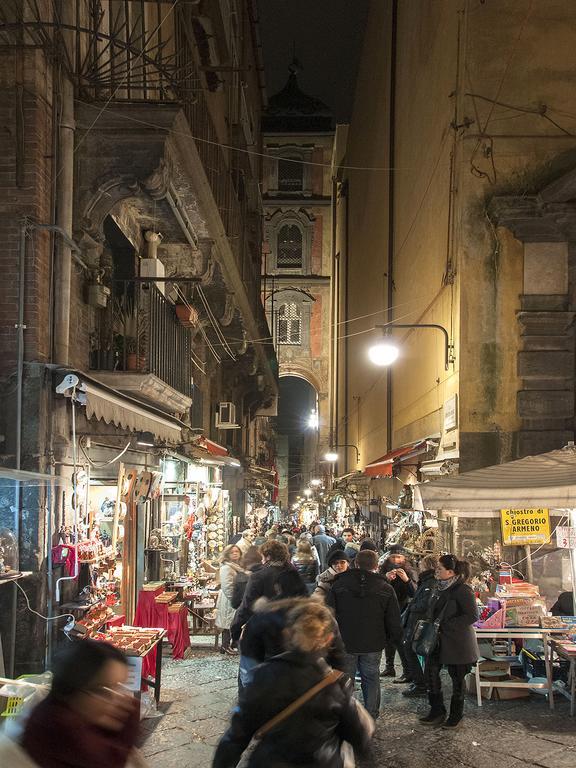 La Piazza Al Vomero Napoli Rom bilde